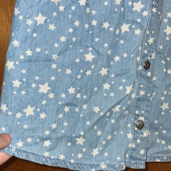 Cato Blouse Faded Blue Denim‎ Button Front With Stars Girls Size XL 16 - Picture 3 of 6